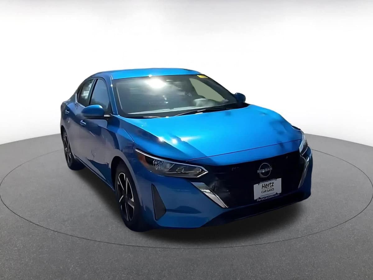 2025 Nissan Sentra - Image 3