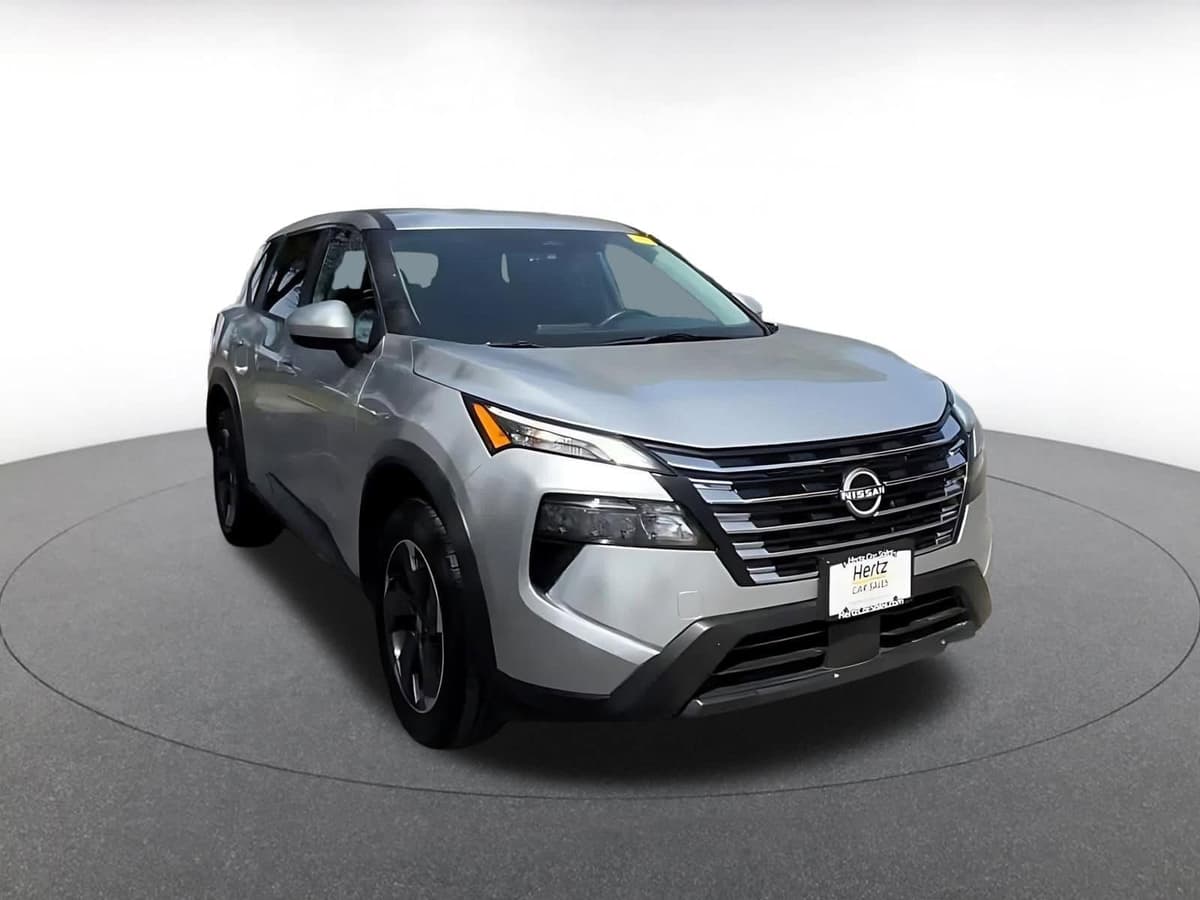 2025 Nissan Rogue - Image 3