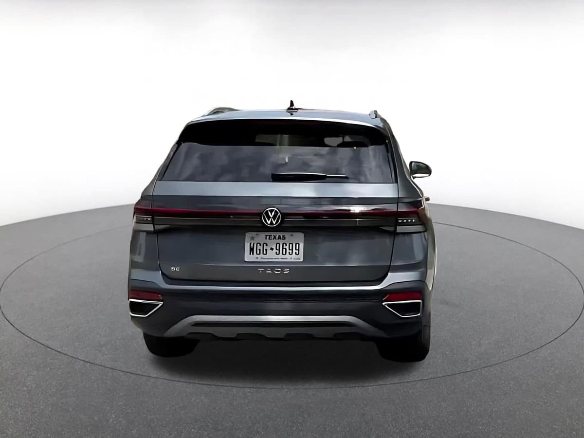 2025 Volkswagen Taos - Image 6