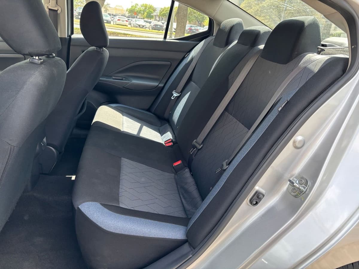 2025 Nissan Versa - Image 21