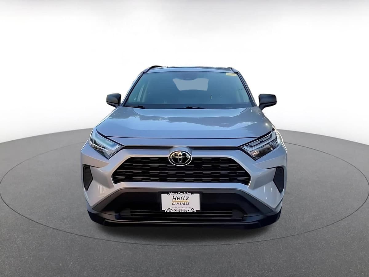 2025 Toyota RAV4 Hybrid - Image 5