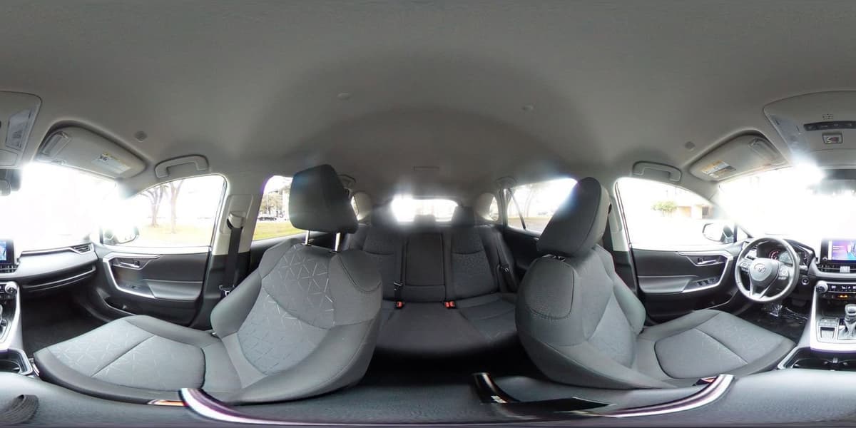 2025 Toyota RAV4 - Image 37