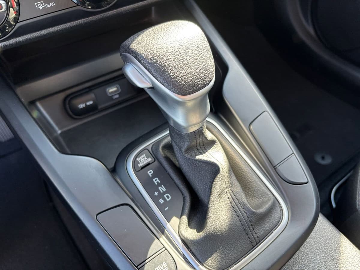 2025 Kia Soul - Image 36