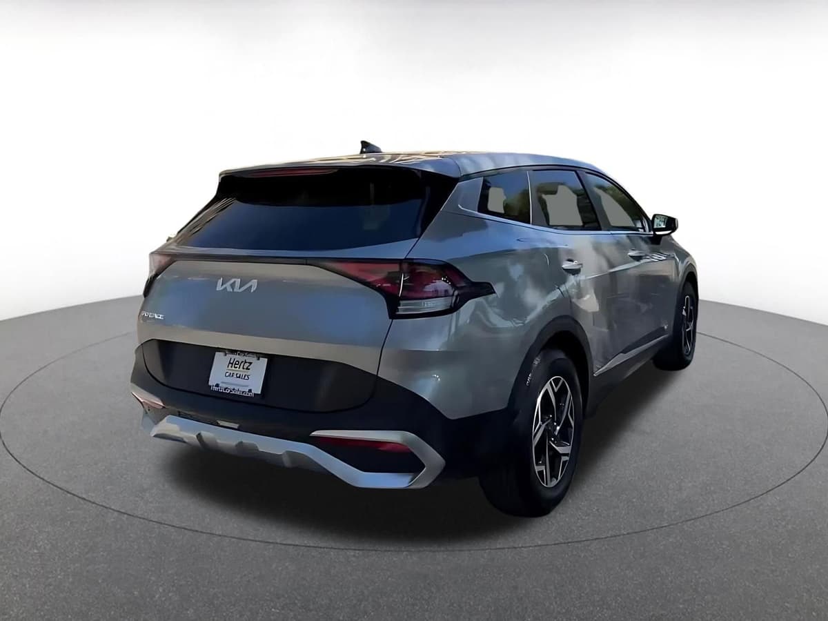 2025 Kia Sportage - Image 15