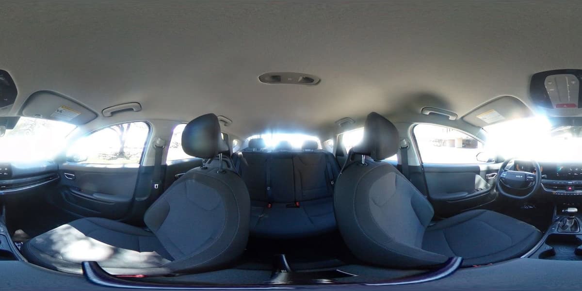 2025 Kia K4 - Image 37