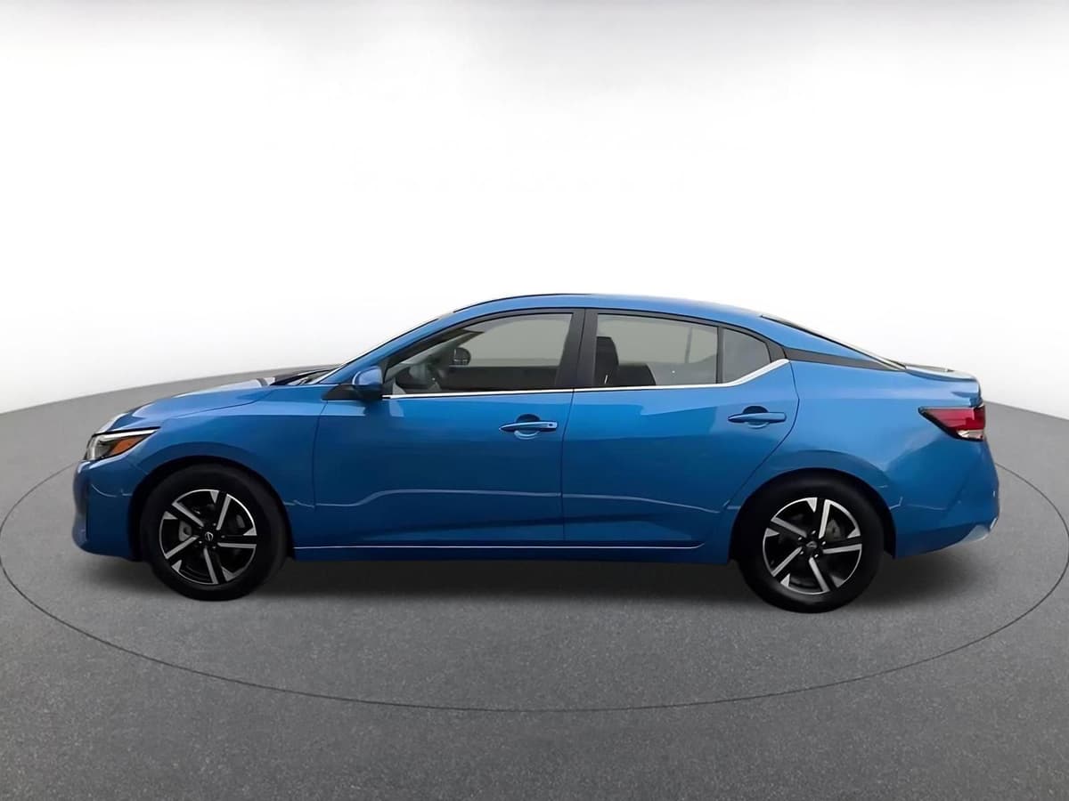 2025 Nissan Sentra - Image 8
