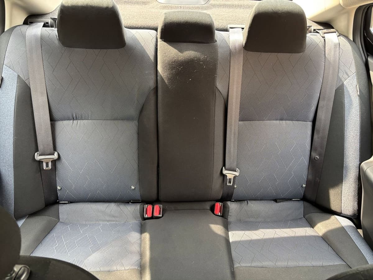 2025 Nissan Versa - Image 33