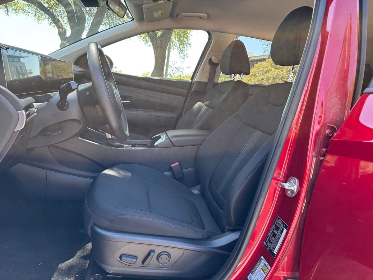 2025 Hyundai Tucson - Image 22