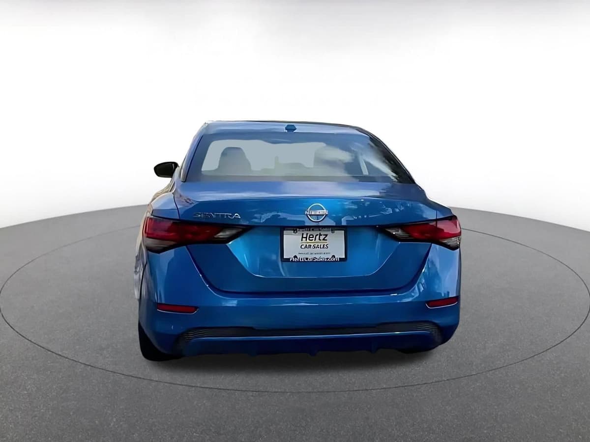 2025 Nissan Sentra - Image 12