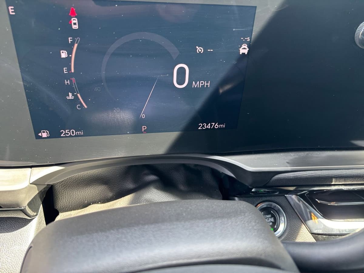 2025 Buick Envista - Image 35