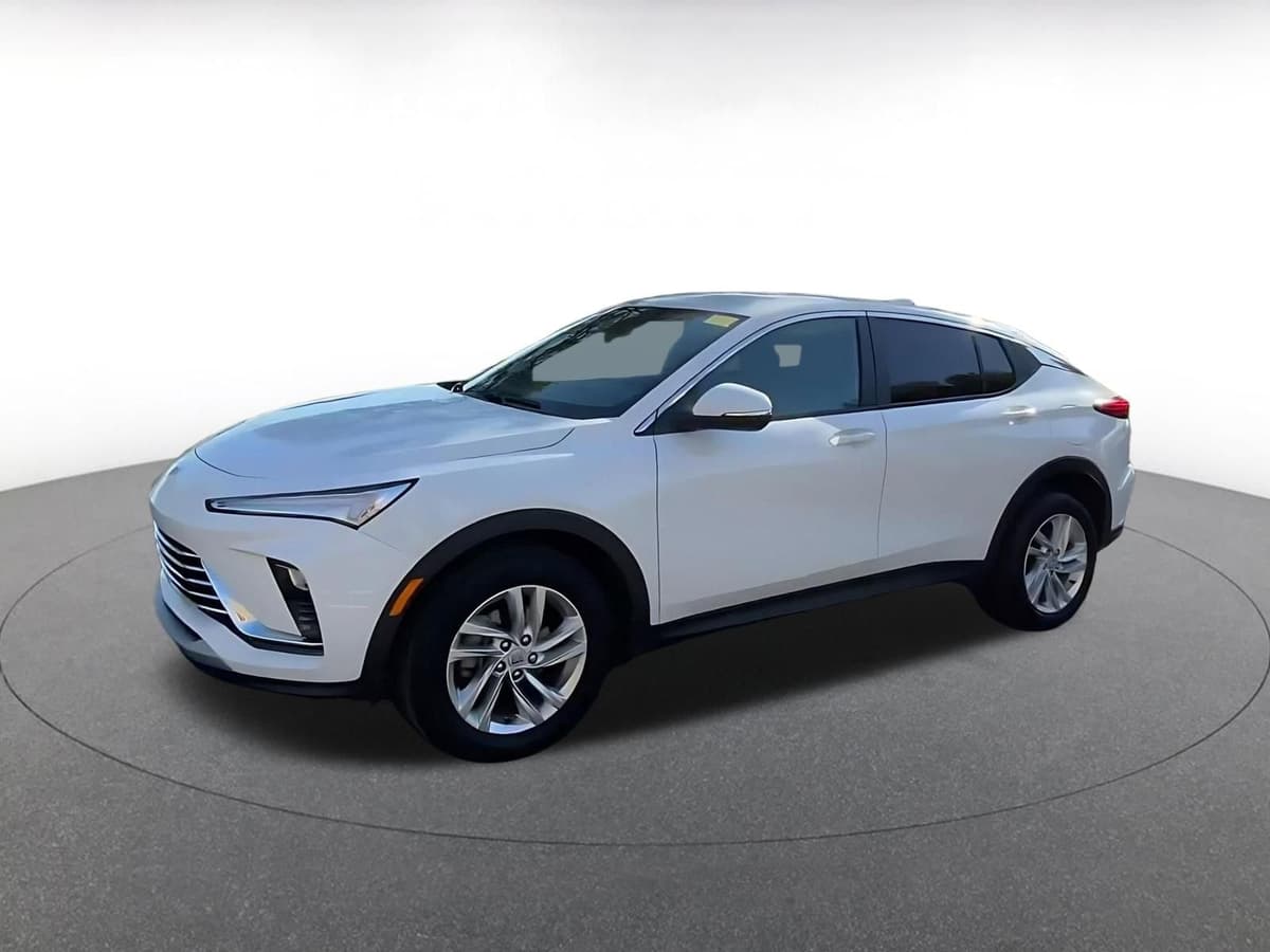 2025 Buick Envista - Image 7