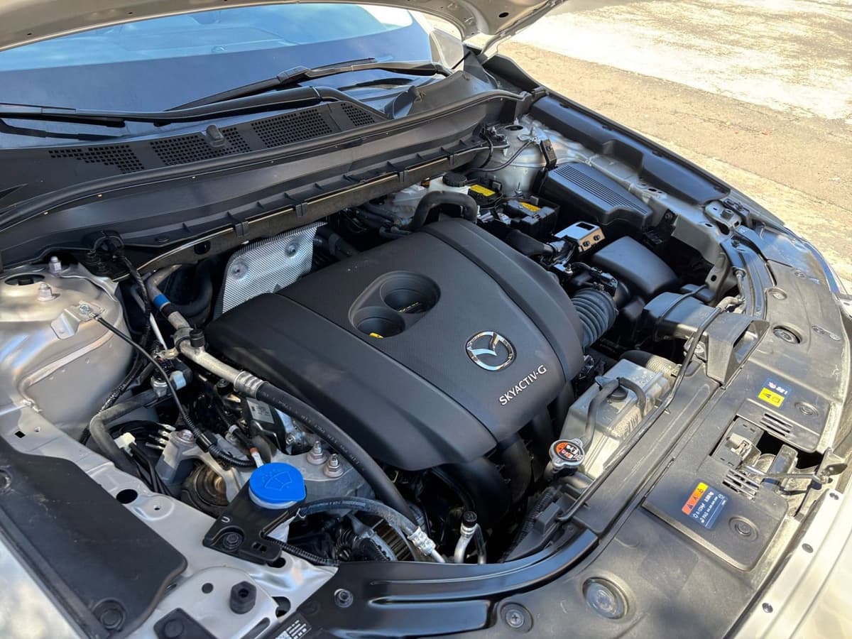 2025 Mazda CX-5 - Image 28