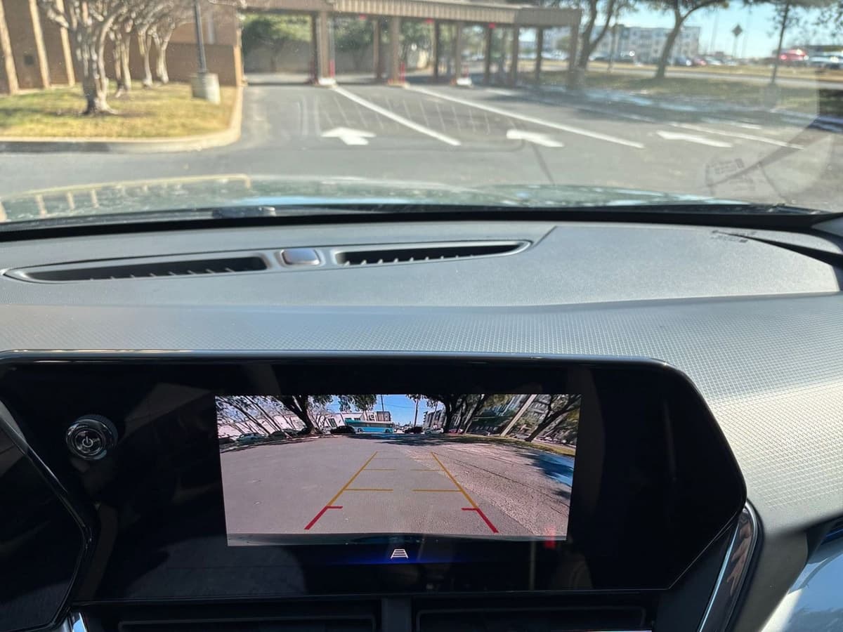 2025 Chevrolet Trax - Image 20