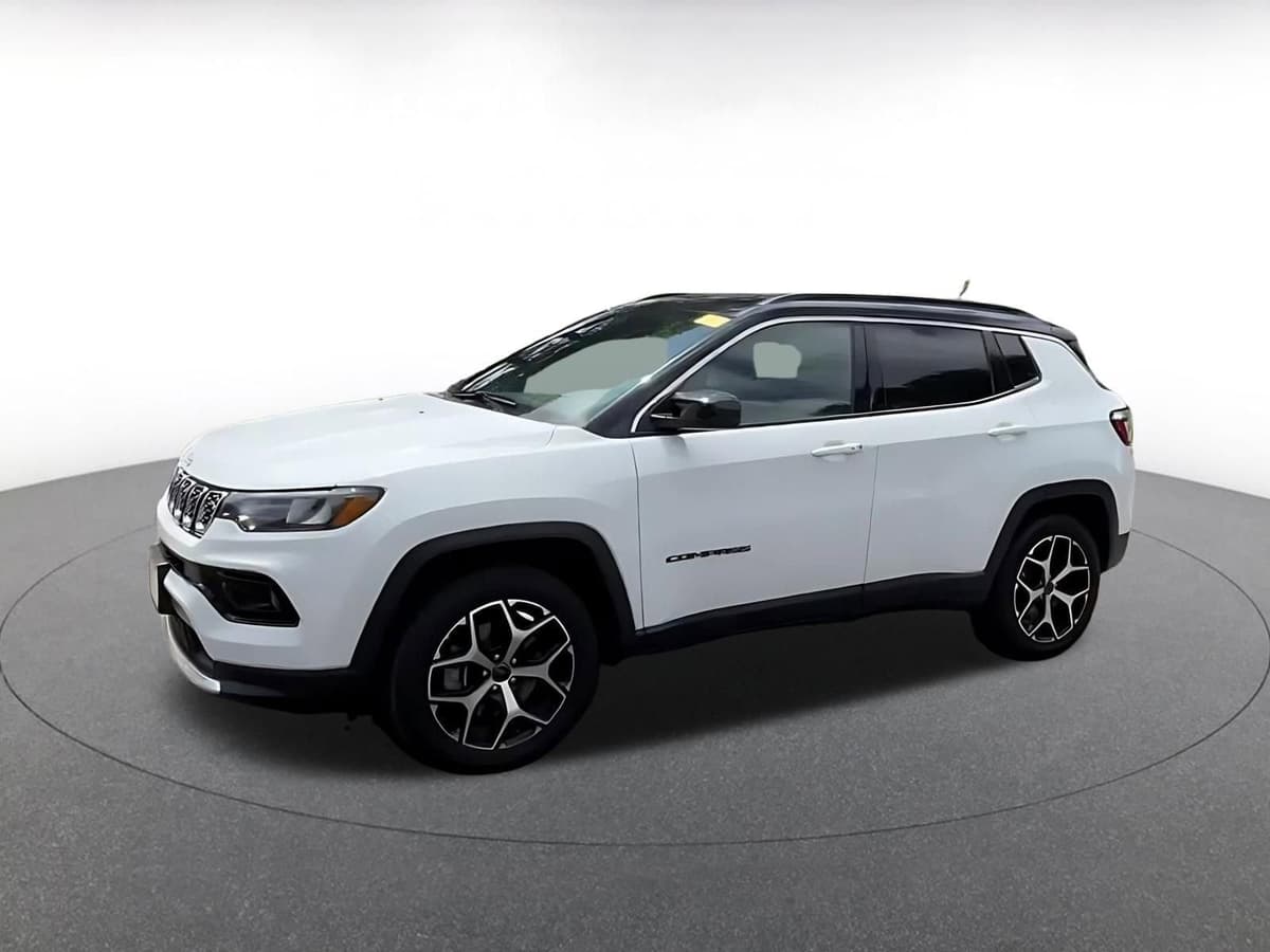 2025 Jeep Compass - Image 6