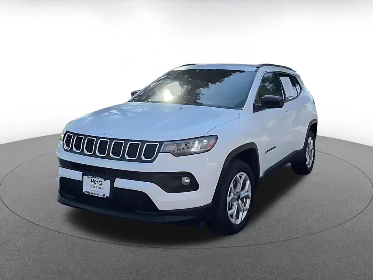 2025 Jeep Compass - Image 6