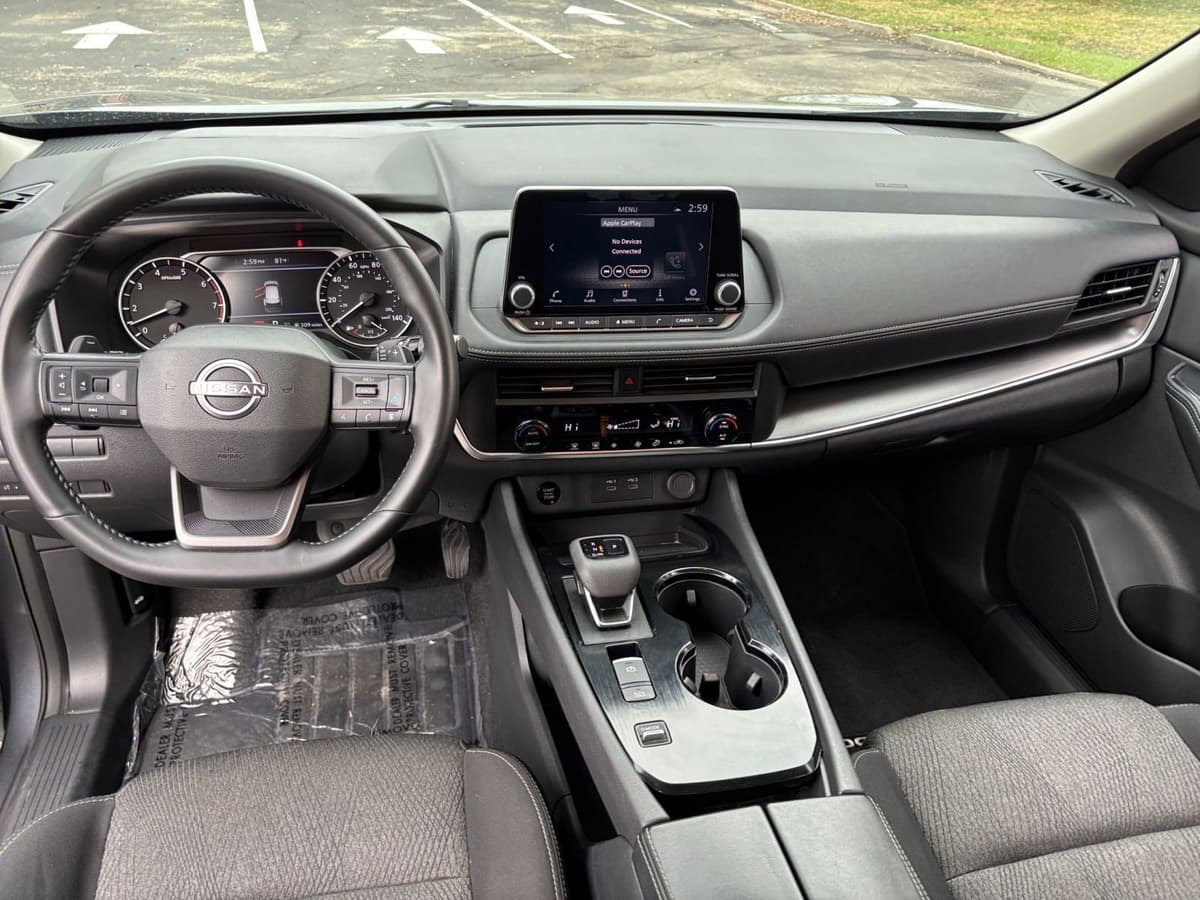 2025 Nissan Rogue - Image 29