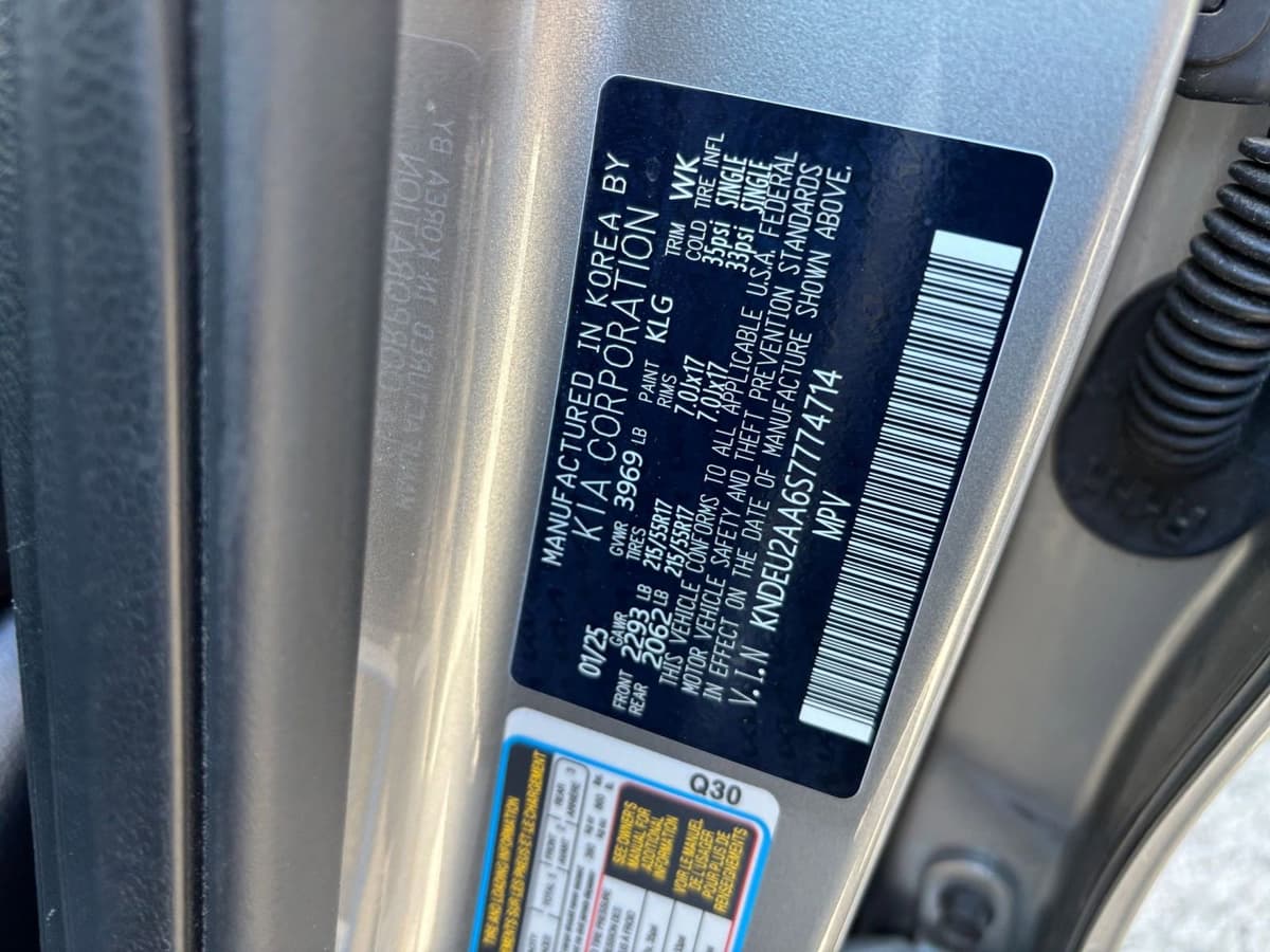 2025 Kia Seltos - Image 23