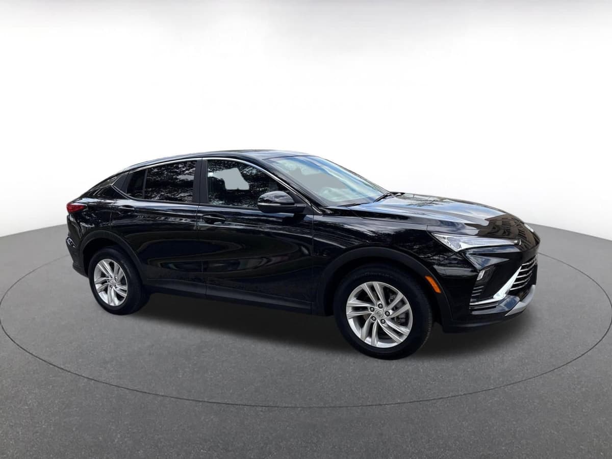 2025 Buick Envista - Image 1