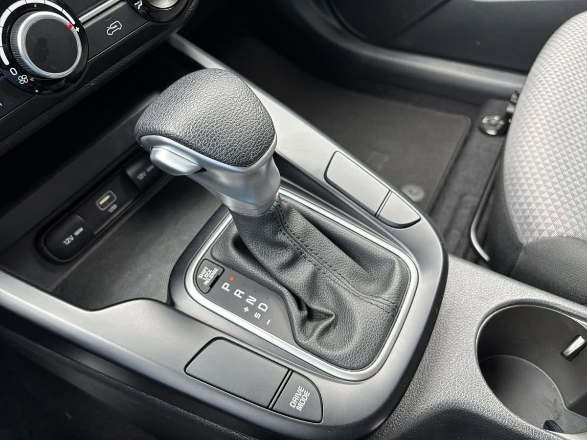 2025 Kia Soul - Image 35