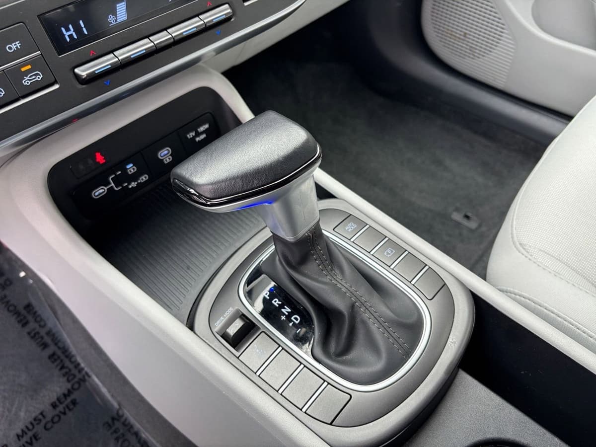 2025 Hyundai Kona - Image 39