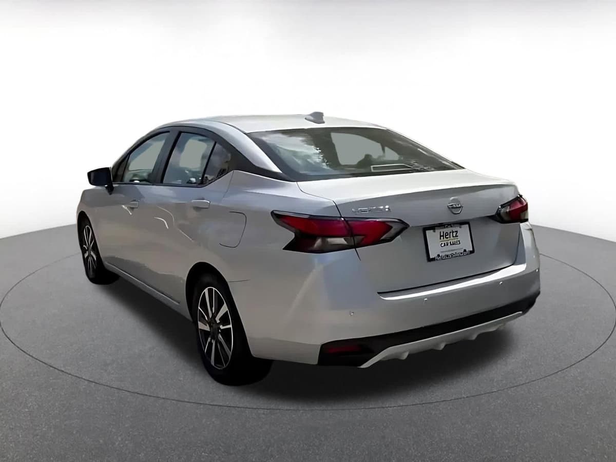 2025 Nissan Versa - Image 11