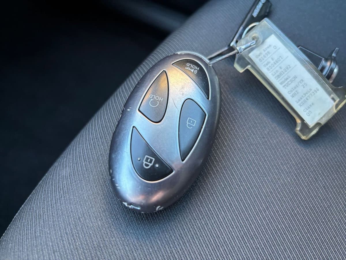 2025 Hyundai Tucson - Image 18