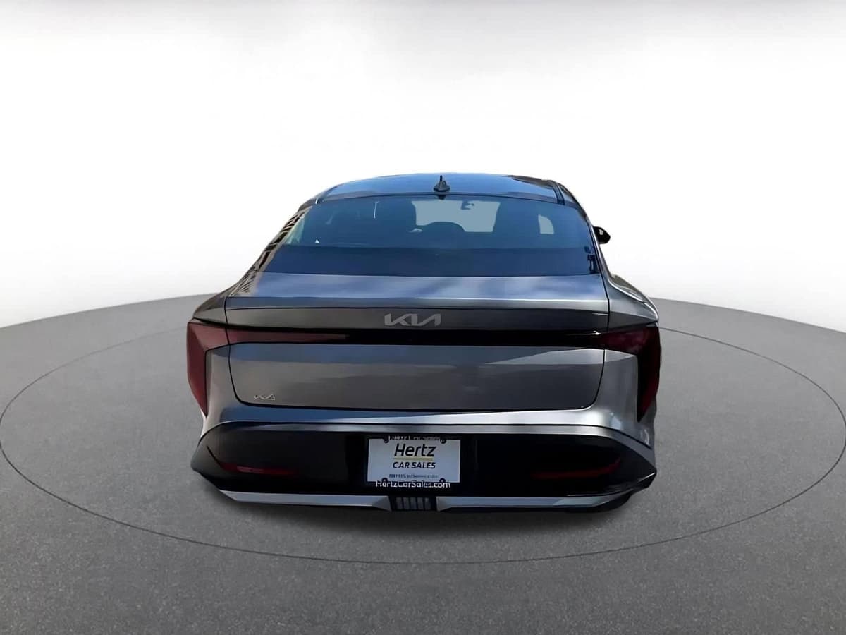 2025 Kia K4 - Image 11