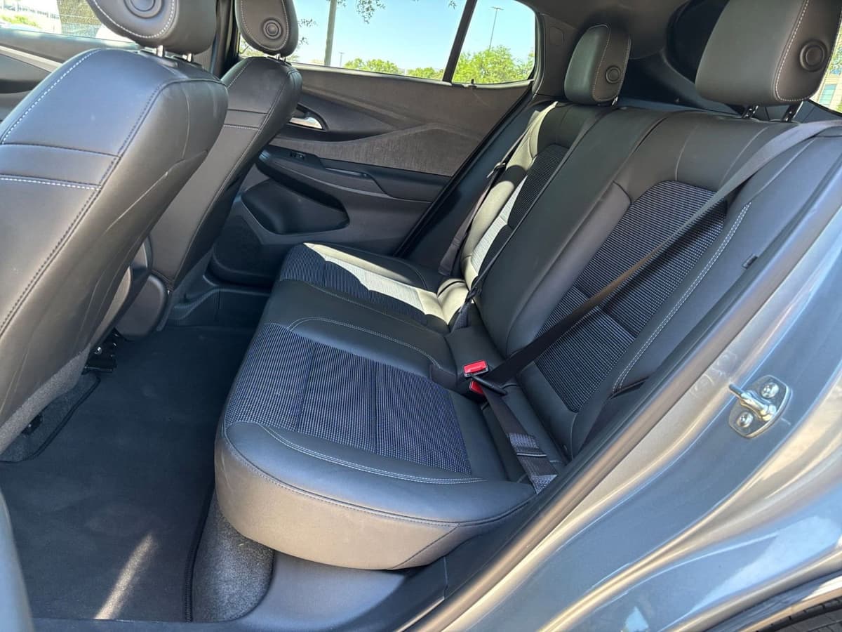2025 Buick Envista - Image 21