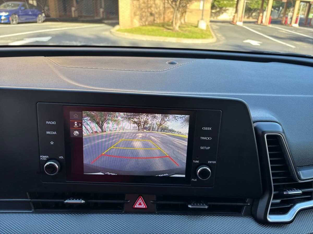 2025 Kia Sportage - Image 20