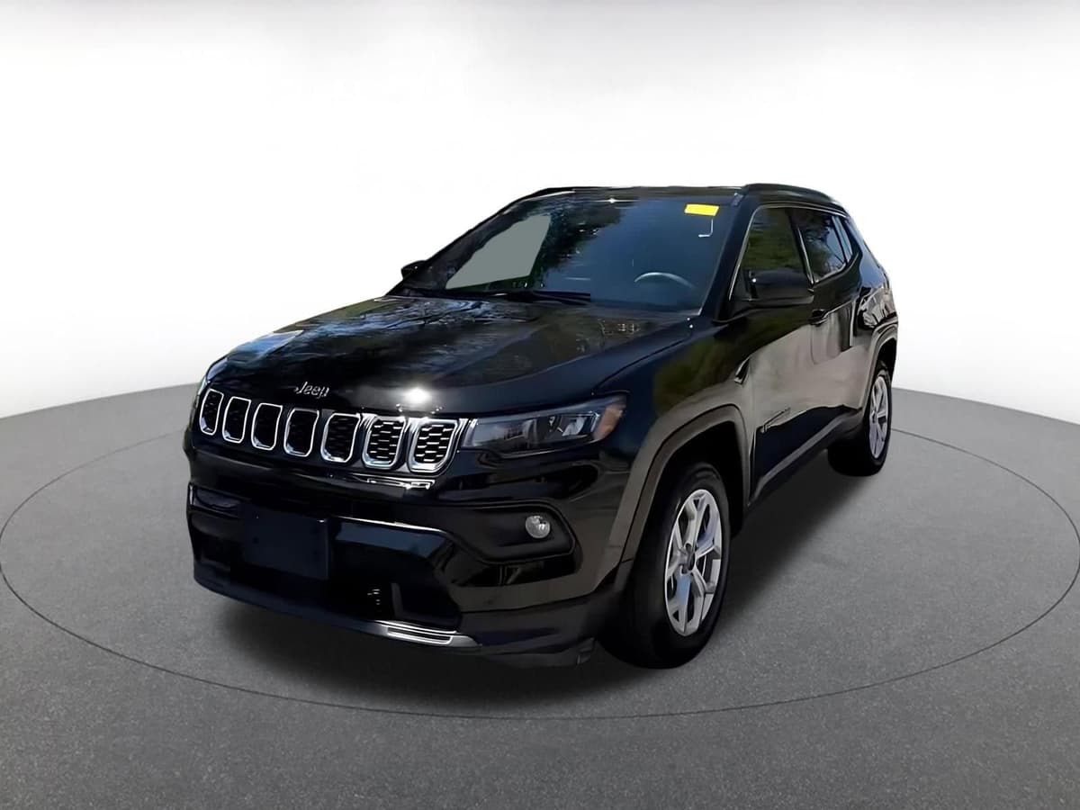 2025 Jeep Compass - Image 6