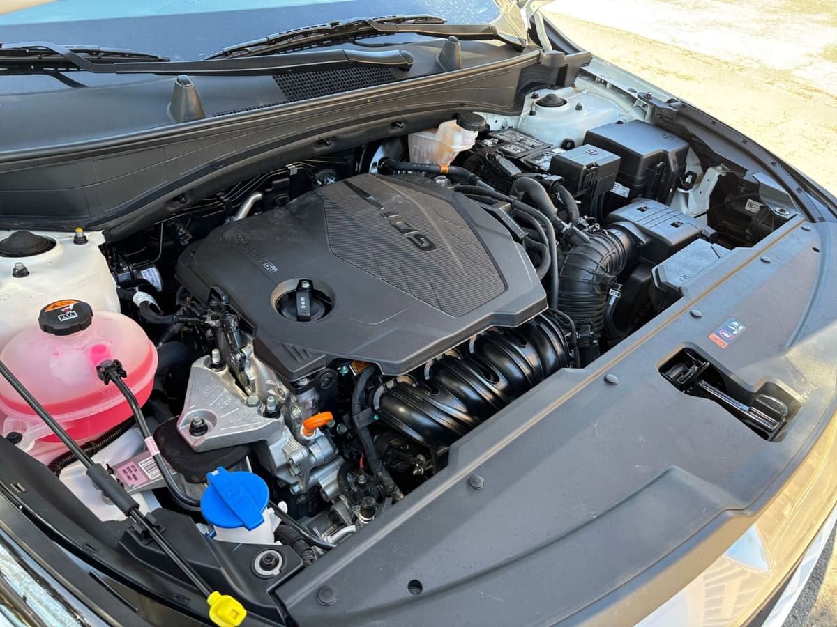 2025 Kia Sportage - Image 27