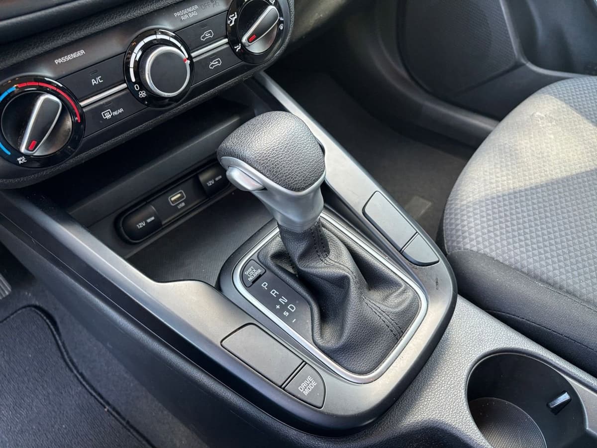 2025 Kia Soul - Image 36