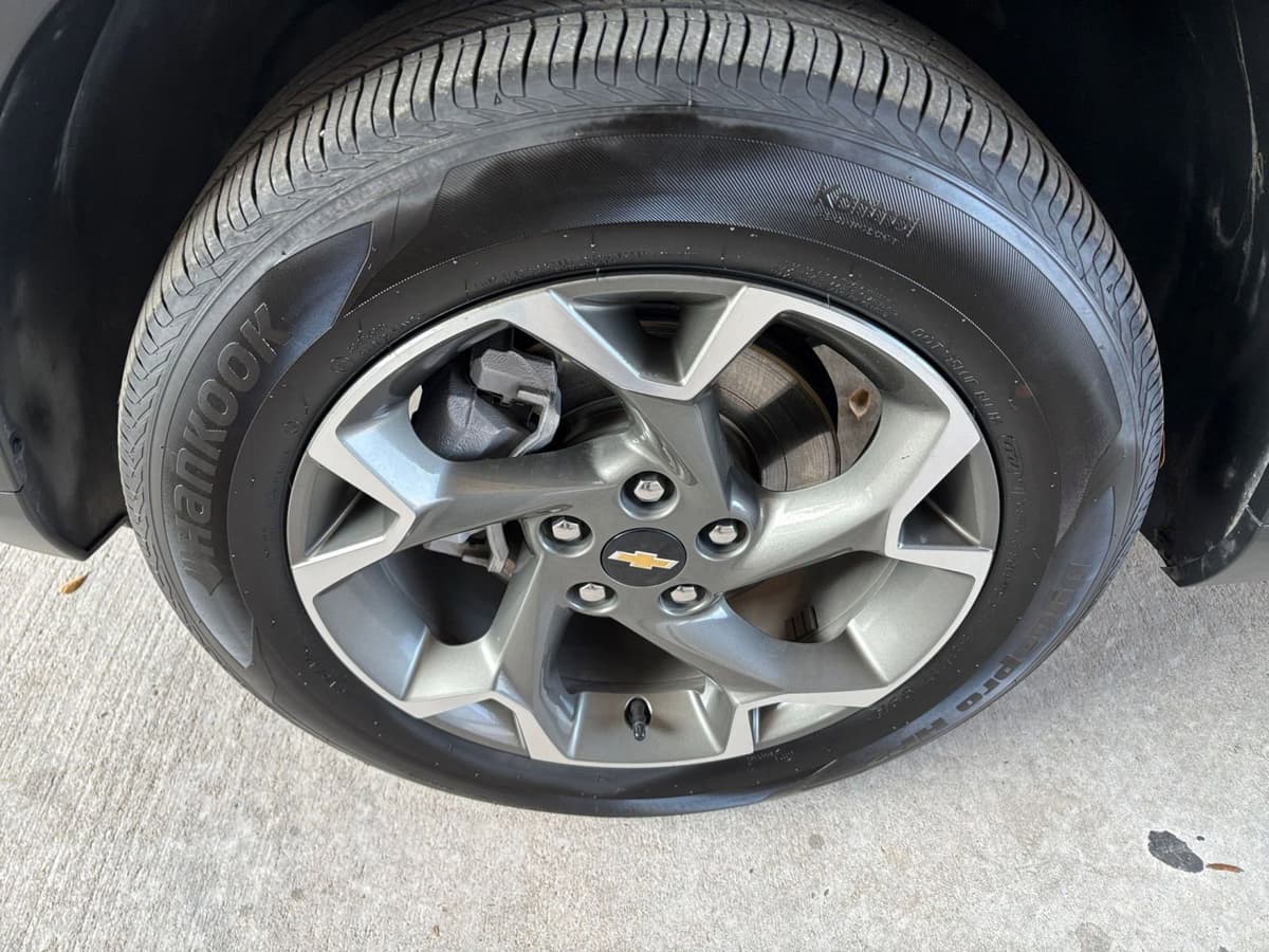 2025 Chevrolet Trax - Image 23