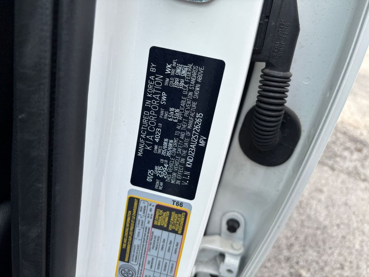 2025 Kia Soul - Image 23