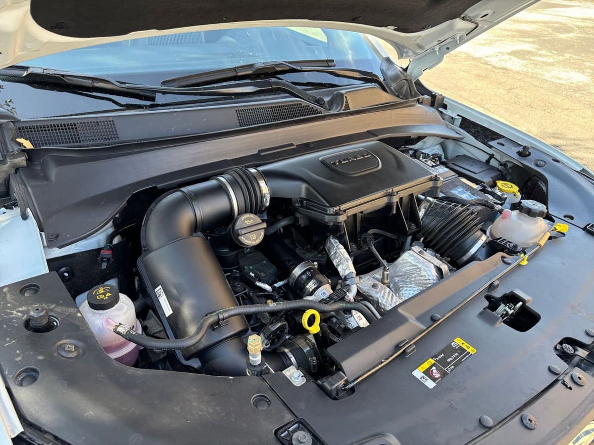 2025 Jeep Compass - Image 27