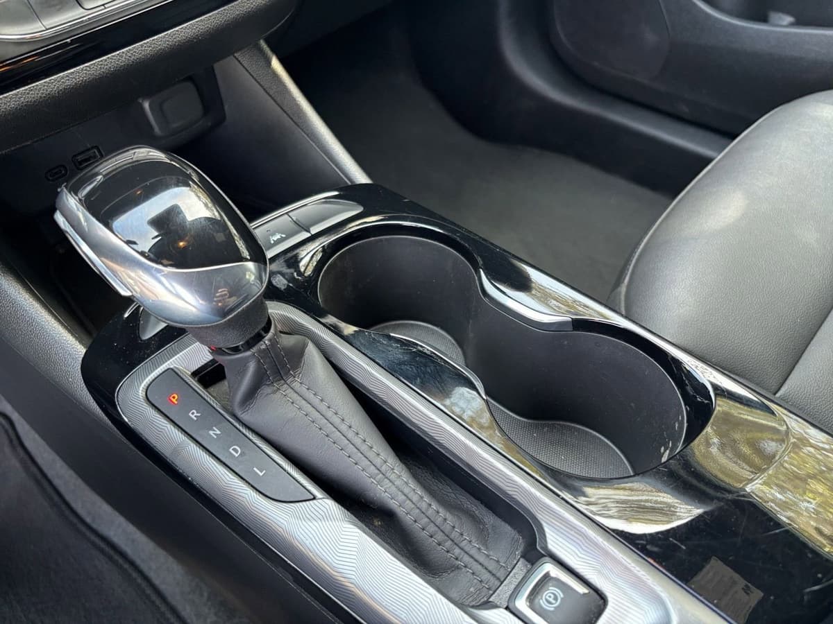 2025 Buick Envista - Image 36