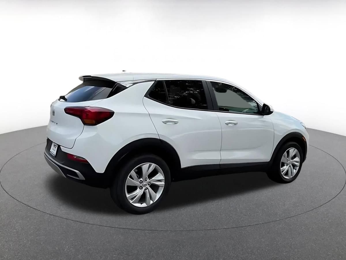 2025 Buick Encore GX - Image 15