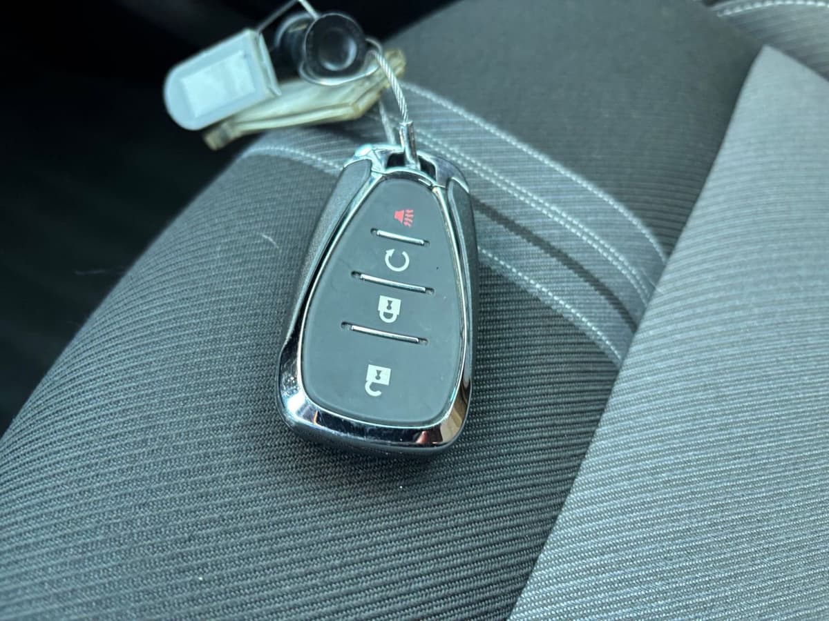 2025 Chevrolet Blazer - Image 18