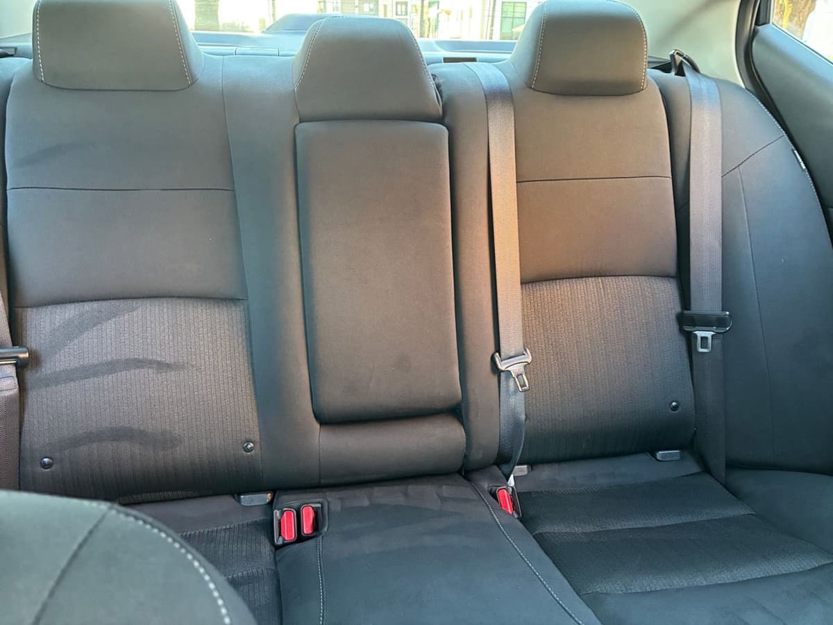 2025 Nissan Altima - Image 32