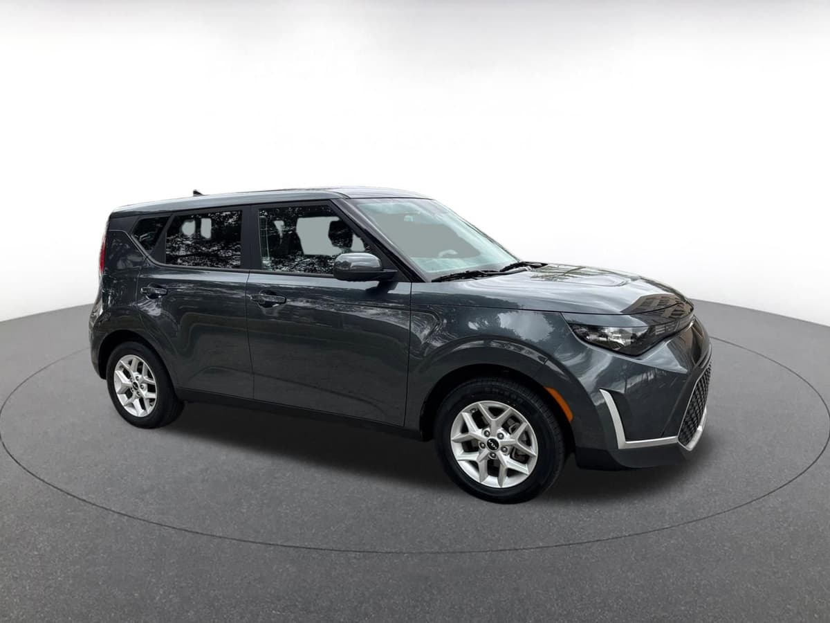 2025 Kia Soul - Image 1