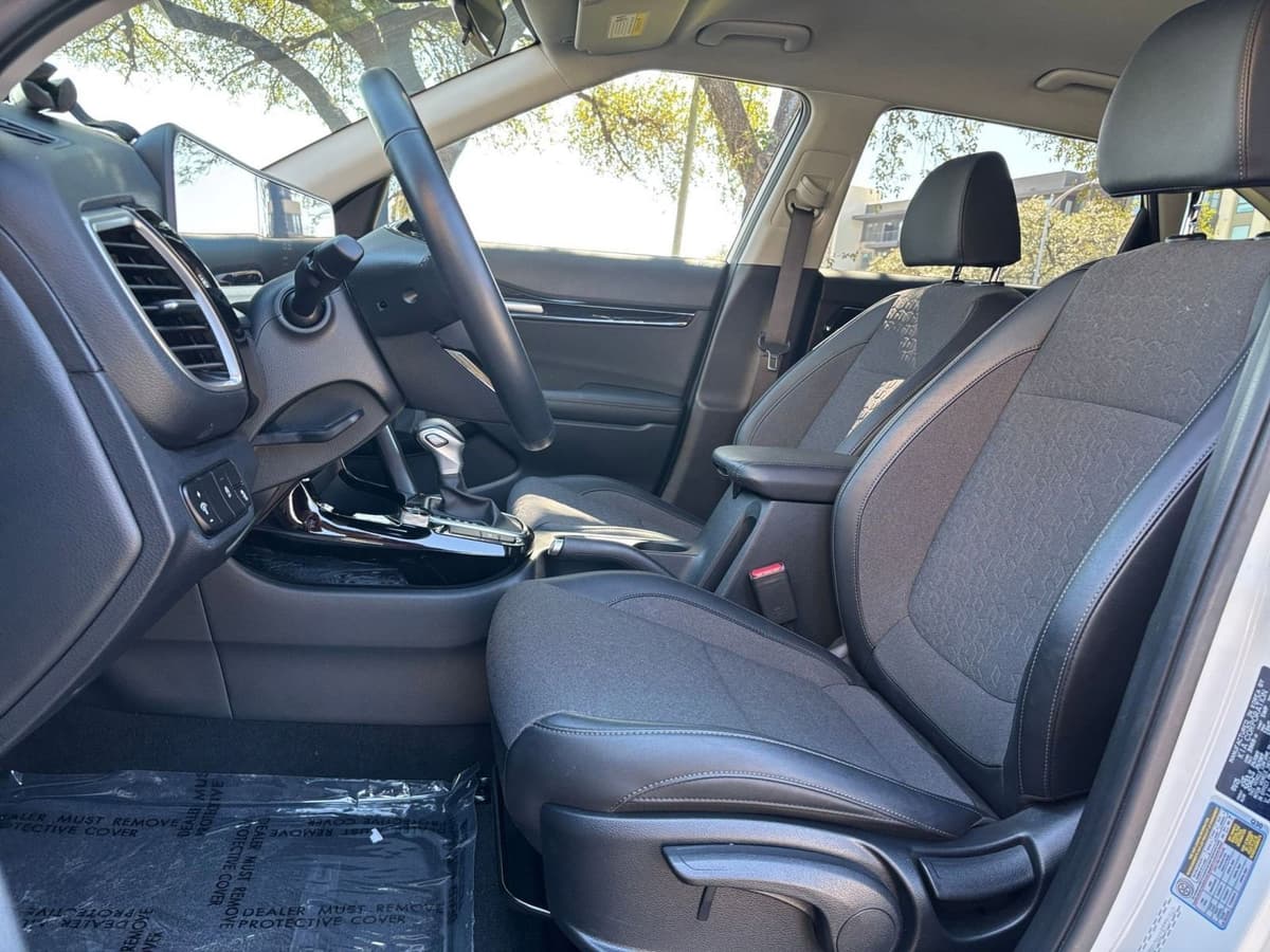 2025 Kia Seltos - Image 22