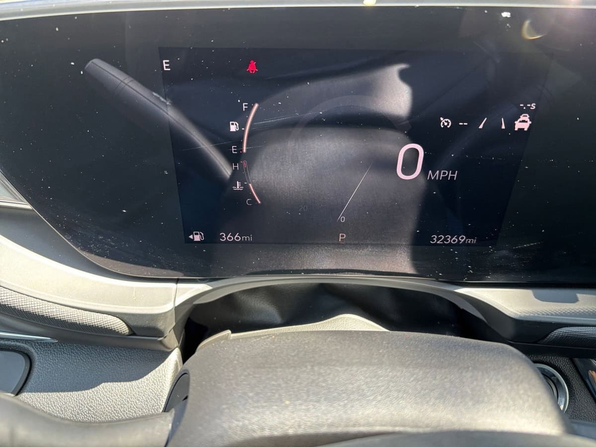 2025 Buick Envista - Image 37