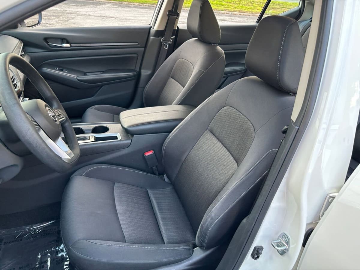 2025 Nissan Altima - Image 31