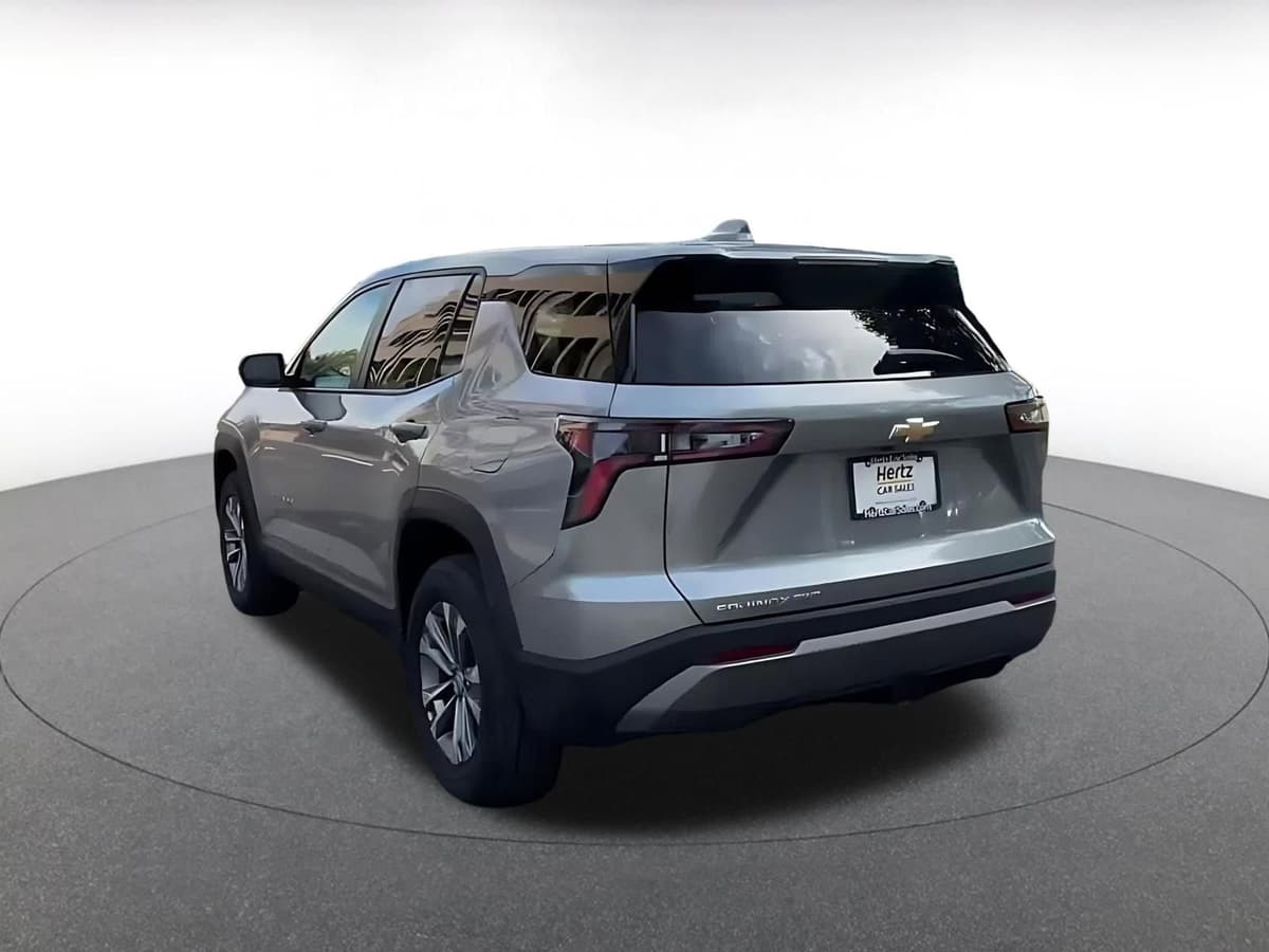 2025 Chevrolet Equinox - Image 11