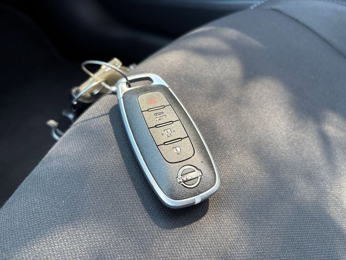 2025 Nissan Sentra - Image 18