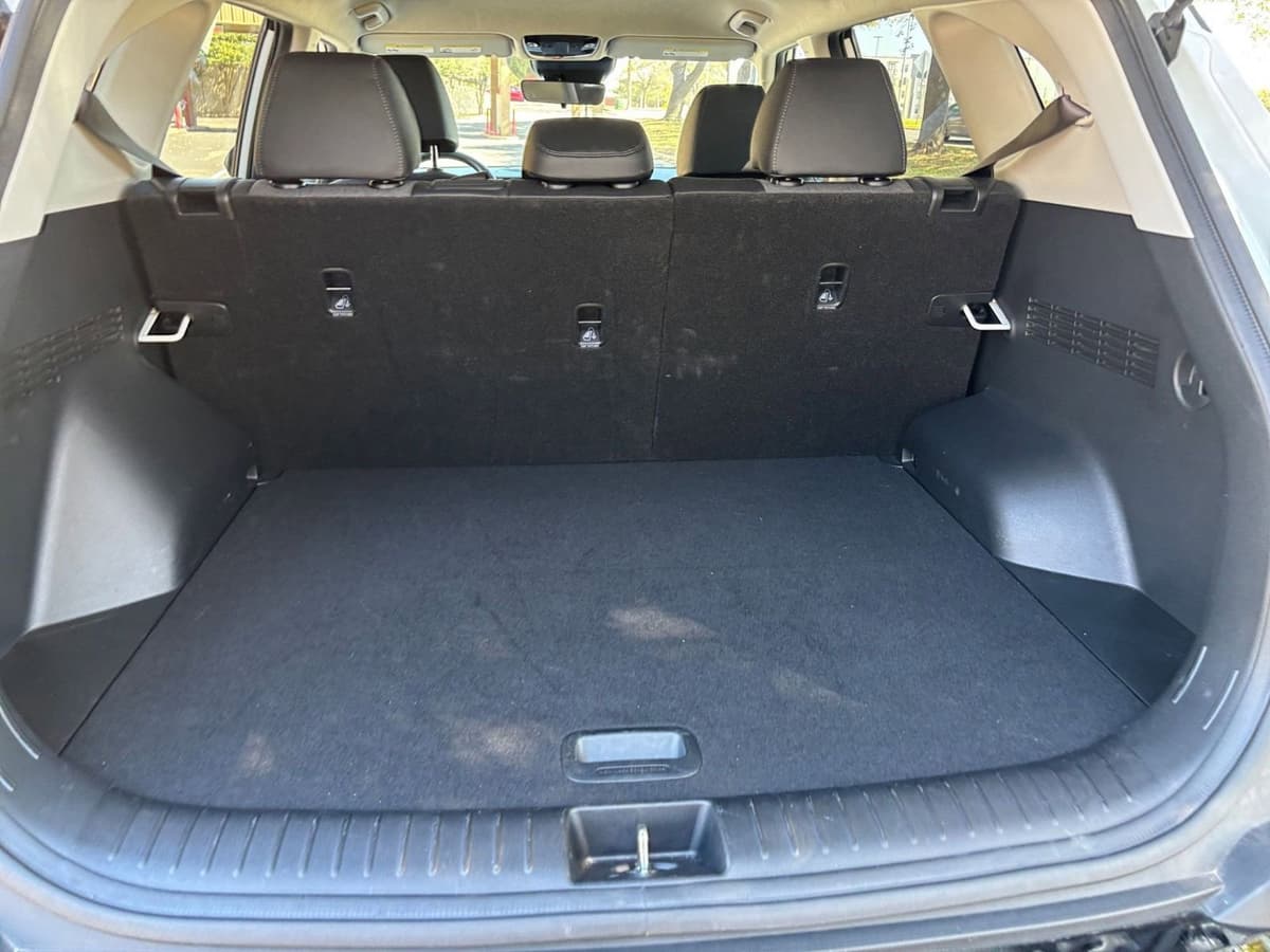 2025 Kia Seltos - Image 26