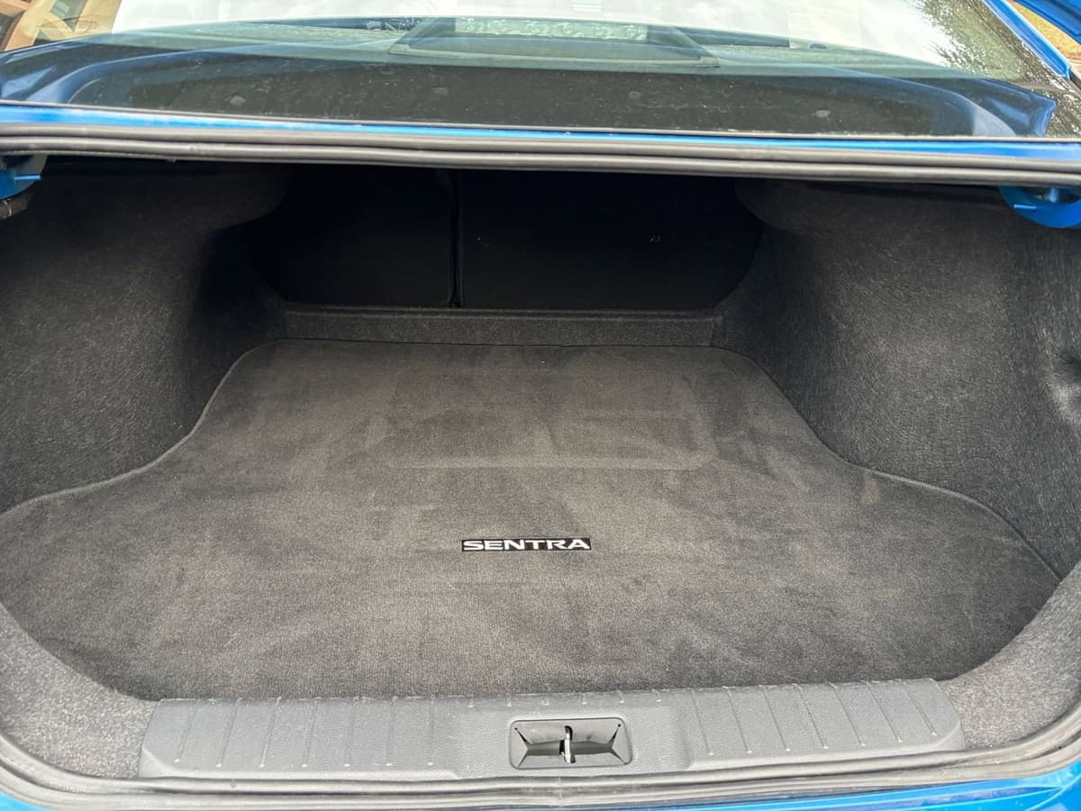 2025 Nissan Sentra - Image 26