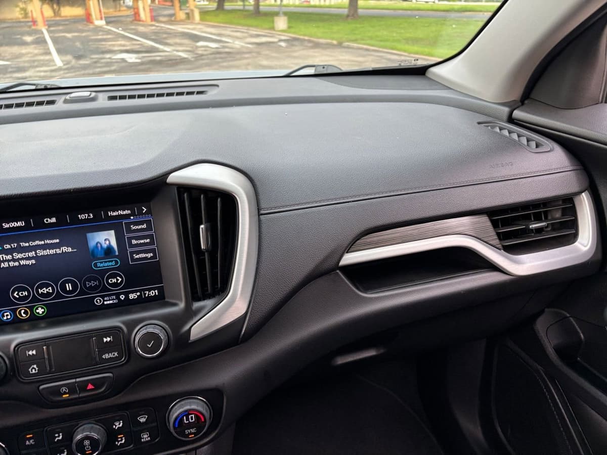 2024 GMC Terrain - Image 30