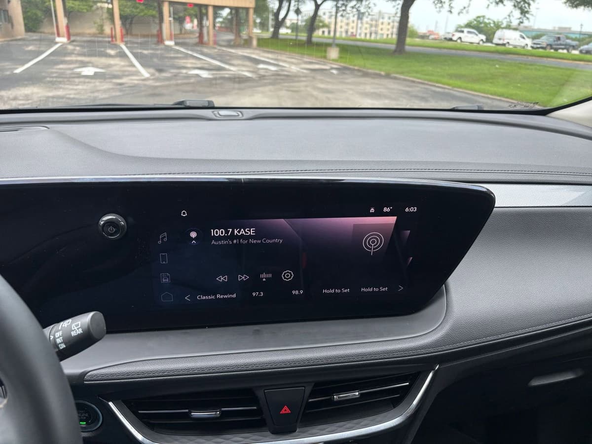 2025 Buick Encore GX - Image 17