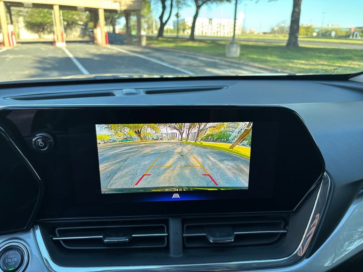 2025 Chevrolet Trax - Image 20